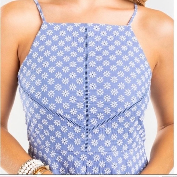 NWT embroidered dress - Picture 4 of 9